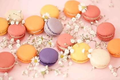 Os macarons do Folie: biscoitos franceses, feitos com farinha de amêndoa, são o carro-chefe da casa