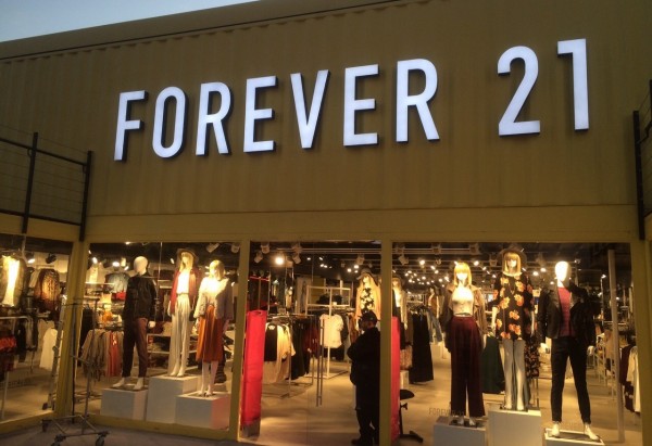 Forever 21: loja dentro do Outlet Premium