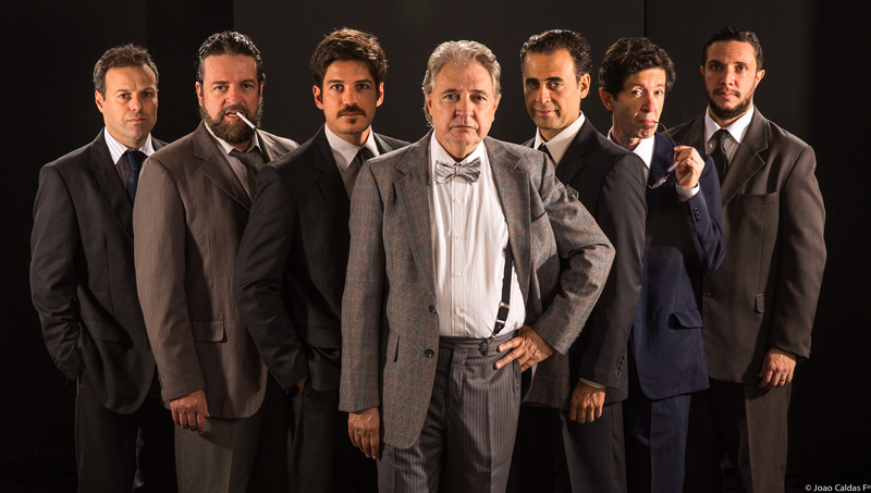 A comédia dramática de David Mamet ganha montagem brasileira dirigida por Alexandre Reinecke