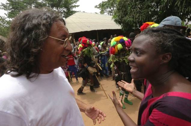 Descendente do povo Balanta, o jornalista e poeta maranhense Raimundo Garrone viaja para Guiné Bissau