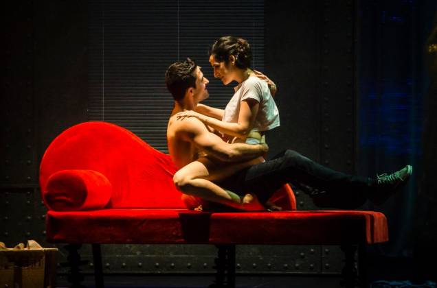 Ghost - O Musical: o casal apaixonado