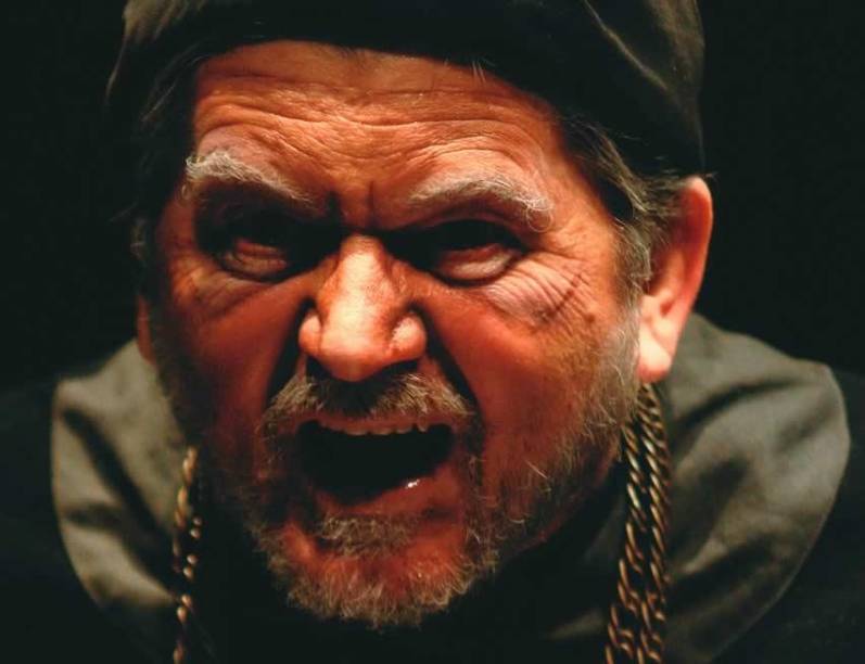 O Grande Inquisidor: drama com o ator Celso Frateschi