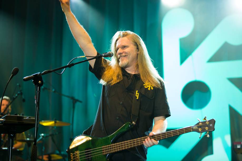 Humberto Gessinger: encerra noite com Paralamas do Sucesso
