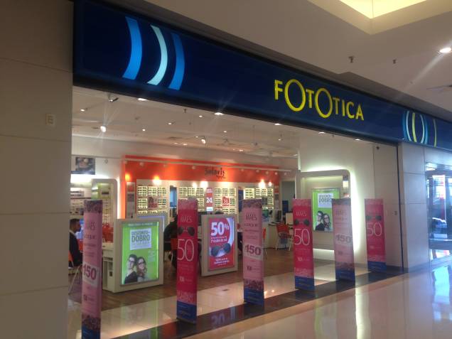 Loja da Fototica está no shopping desde a inauguração, há quase 40 anos