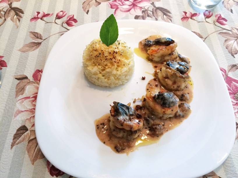 Nova sugestão: molho de ameixa com arroz cremoso de parmesão