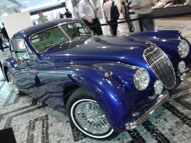 Jaguar XK120: o modelo foi utilizado nos anos 50 em Interlagos e nos circuitos de rua do Rio