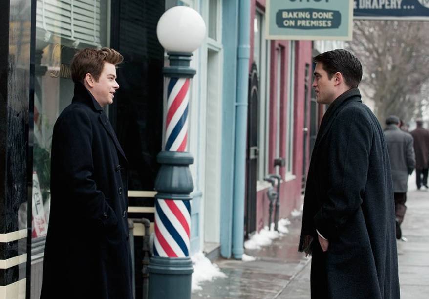 Life - Um Retrato de James Dean: Dane DeHaan é James Dean e Robert Pattinson interpreta um fotógrafo