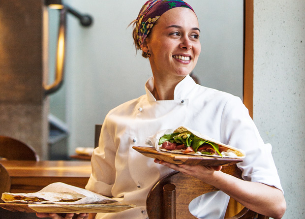 A chef Lais Duo: sucesso em mesclar a tradição italiana e toques irreverentes em suas receitas A chef Lais Duo: sucesso em mesclar a tradição italiana e toques irreverentes em suas receitas