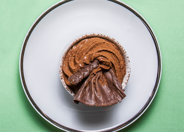 Musse feita com chocolate meio amargo Musse feita com chocolate meio amargo