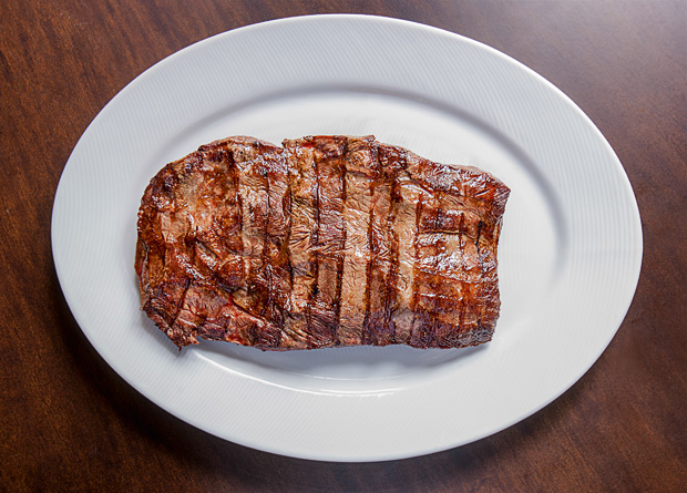 NB steak: a peça extraída da paleta bovina