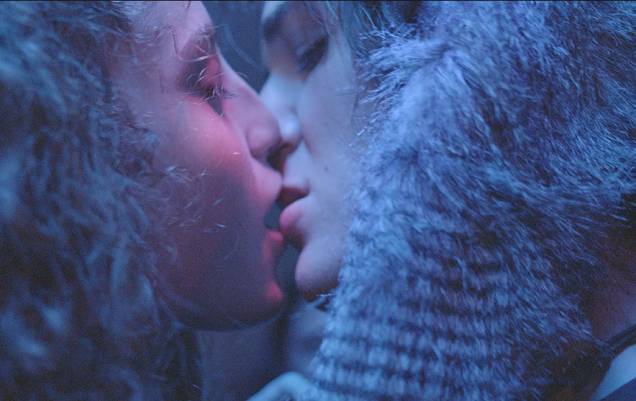 Mãe Só Há Uma: um jovem à deriva é o tema do novo filme de Anna Muylaert Mãe Só Há Uma: um jovem à deriva é o tema do novo filme de Anna Muylaert