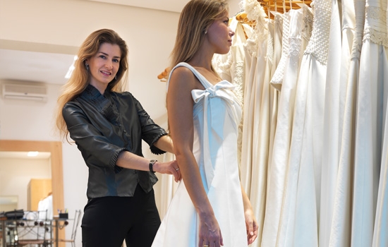 A estilista Marie Toscano: cobiçados vestidos de noiva