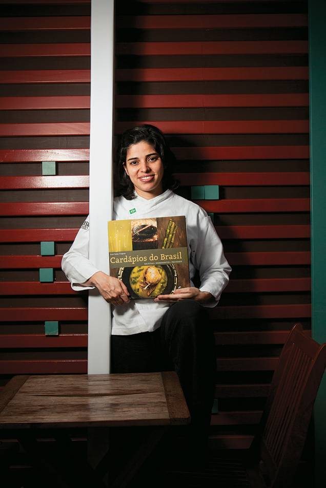 A chef Ana Luiza Trajano: livro com receitas coletadas em viagens pelo país