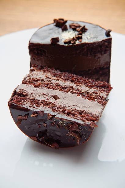 Suprema: o doce mais vendido intercala bolo de chocolate e ganache