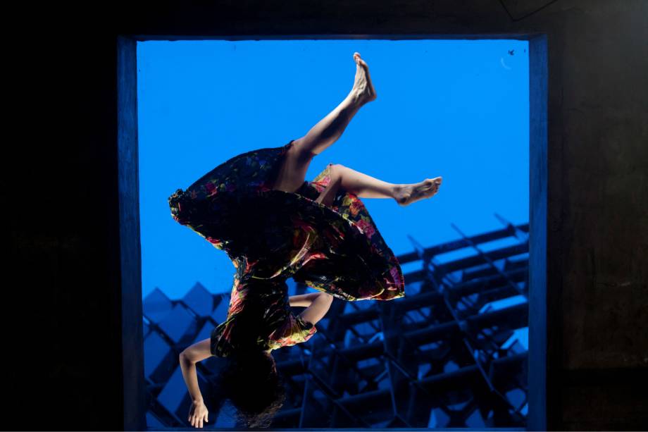 Espetáculo Estudos Para Claraboia mostra dança de uma perspectiva diferente