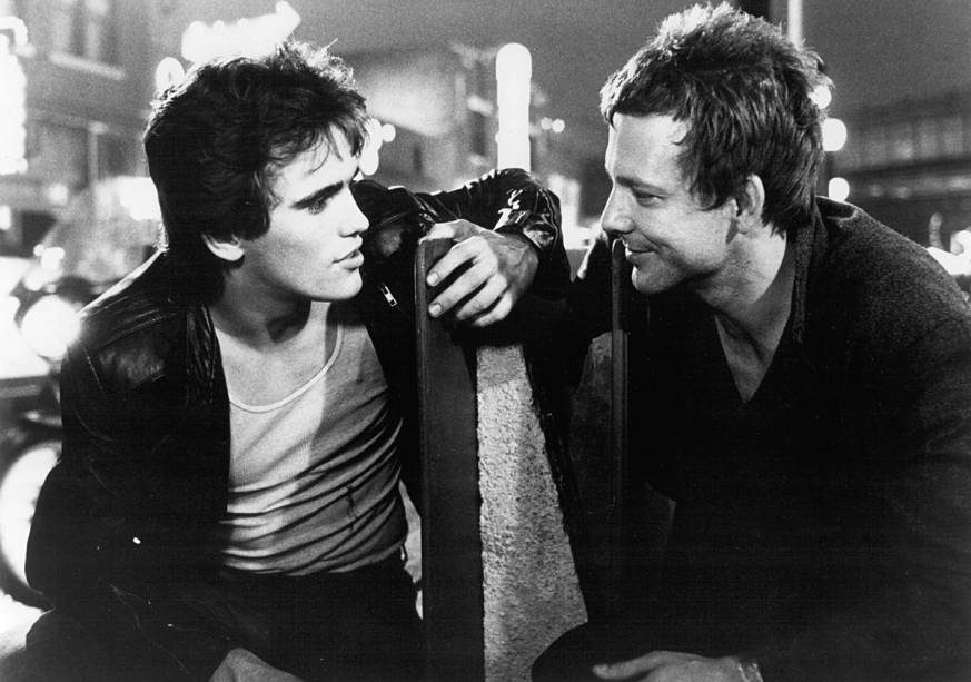 O Selvagem da Motocicleta, estrelado por Matt Dillon e Mickey Rourke