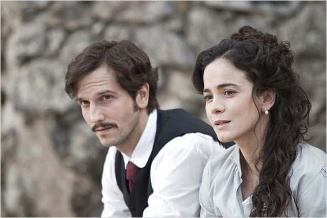 Muitos Homens Num Só: longa dirigido por Mini Kerti Muitos Homens Num Só: longa dirigido por Mini Kerti