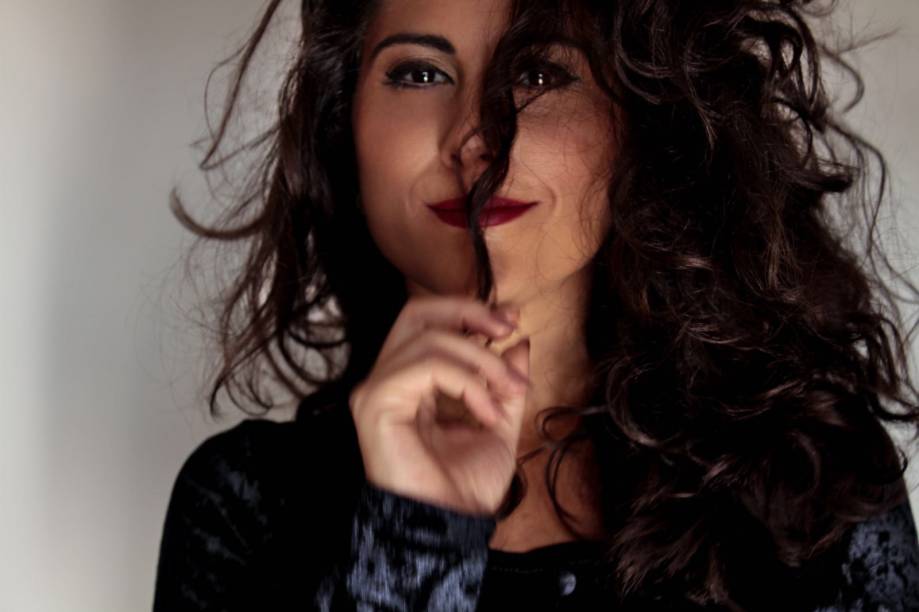 	Nathalia Ferro: faixas do segundo disco, Alice Ainda