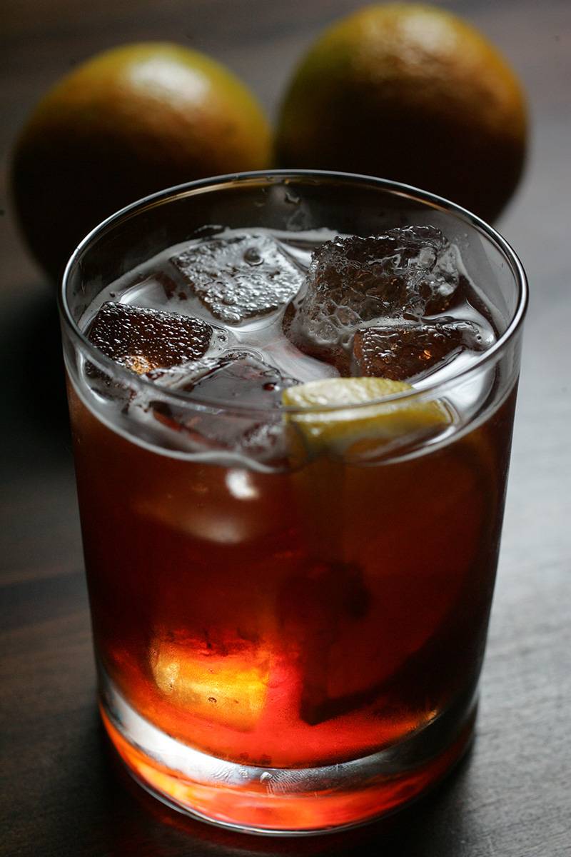 Negroni: ganha um toque de uísque e surpreende pelo equilíbrio