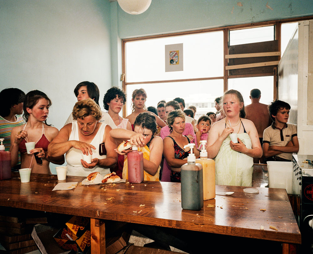new-brighton-england-1983-85-martin-parr-magnum-photos-galeria-lume-jpeg.jpeg