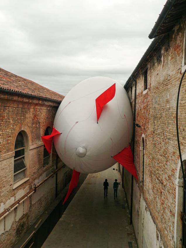 Balões em Veneza, em 2009: intervenção lembrada na mostra