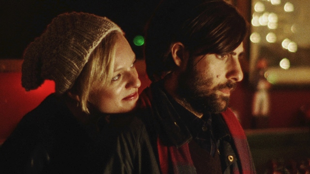Cala a Boca, Philip: Ashley (Elisabeth Moss) e Philip (Jason Schwartzman)