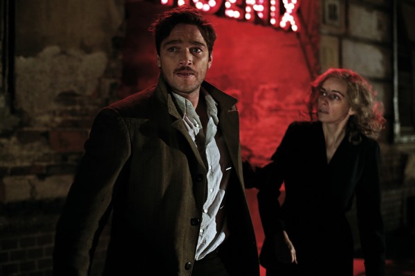 Phoenix: longa dirigido por Christian Petzold