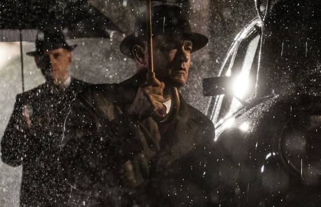 Ponte dos Espiões: Tom Hanks aceita a difícil tarefa de defender um espião soviético Ponte dos Espiões: Tom Hanks aceita a difícil tarefa de defender um espião soviético