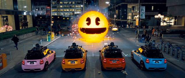 Pac-Man invade Nova York: brincadeira com os jogos eletrônicos