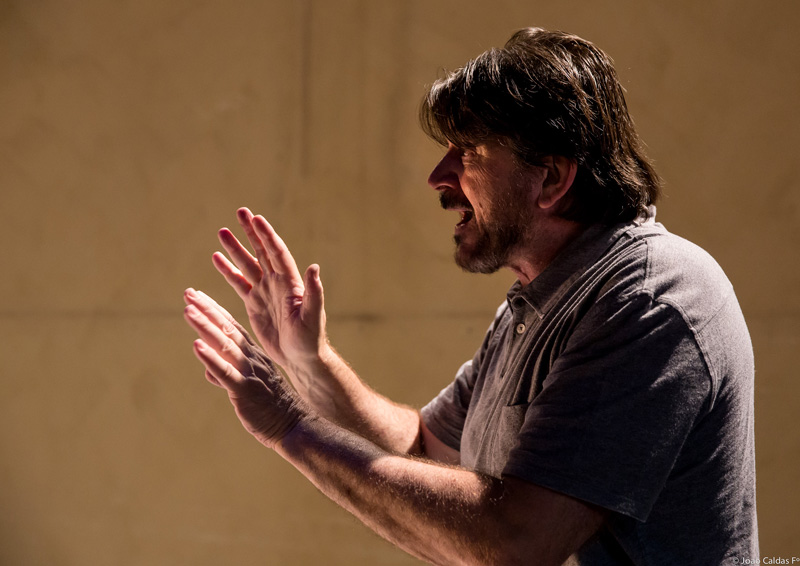 Celso Frateschi protagoniza o drama do argentino Eduardo Pavlovysky