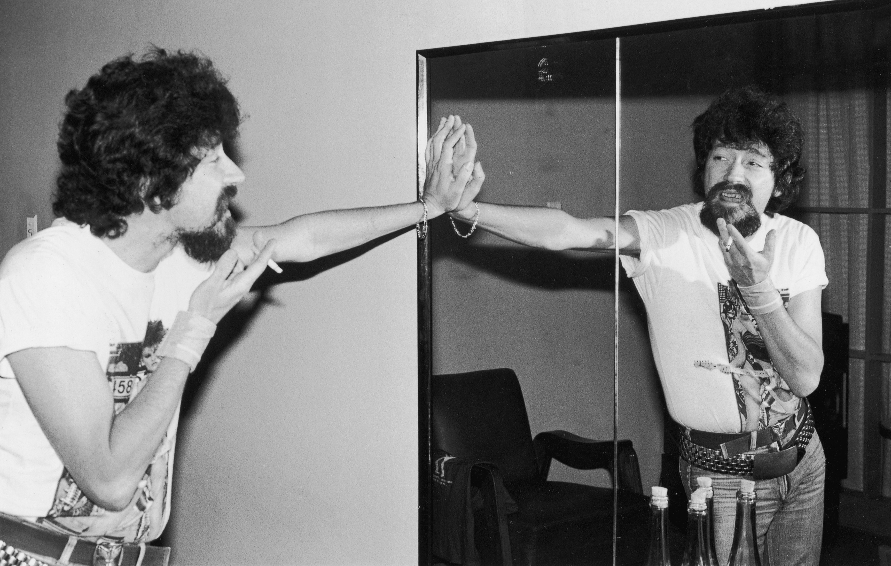 raul-seixas-cantor-e-compositor-autorluizinho-coruja-11983.jpeg