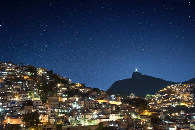 Retrato do Rio de Janeiro é são iluminados com caixas de luz