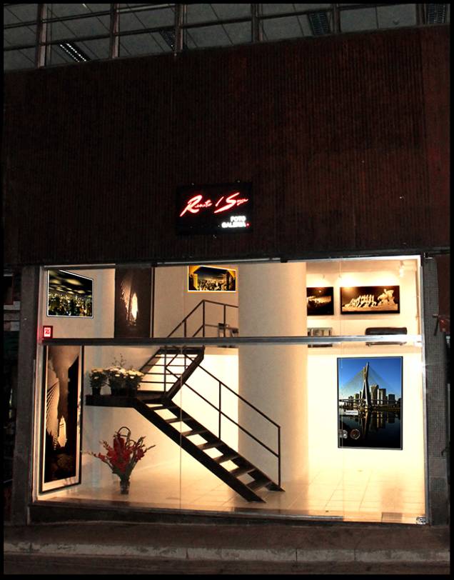 Fachada da galeria Fachada da galeria