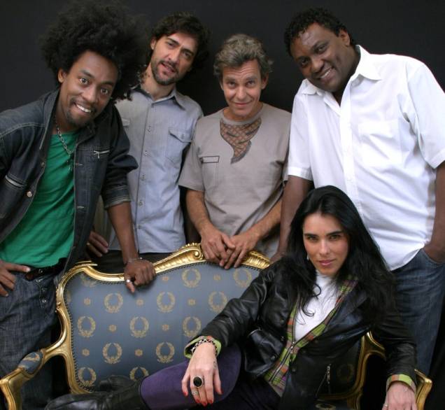 Sambasonics: som focado no samba rock