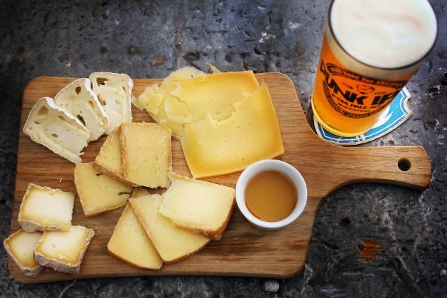 BrewDog Bar: cinco tipos de queijo BrewDog Bar: cinco tipos de queijo