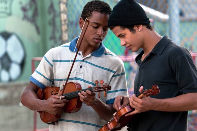 Tudo que Aprendemos Juntos: um adolescente abandona o tráfico e descobre seu talento para a música