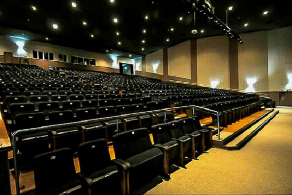 teatro-fernando-torres.jpeg