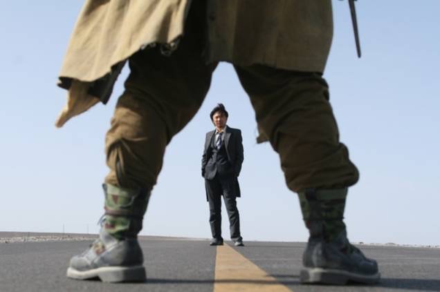 Terra de Ninguém (2013), de Ning Hao Terra de Ninguém (2013), de Ning Hao