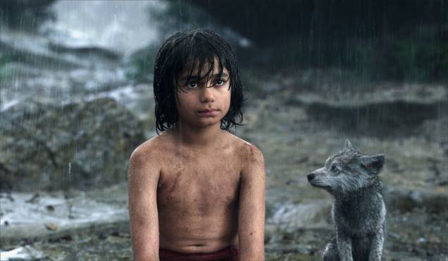 Mogli - O Menino Lobo: Neel Sethi dá adeus aos lobos para enfrentar os perigos da selva