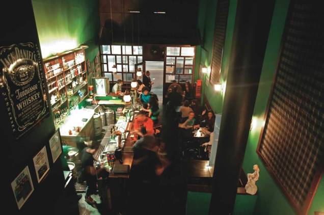 The Pub, no Baixo Augusta: ambientação fiel ao gênero e cinquenta rótulos de cerveja