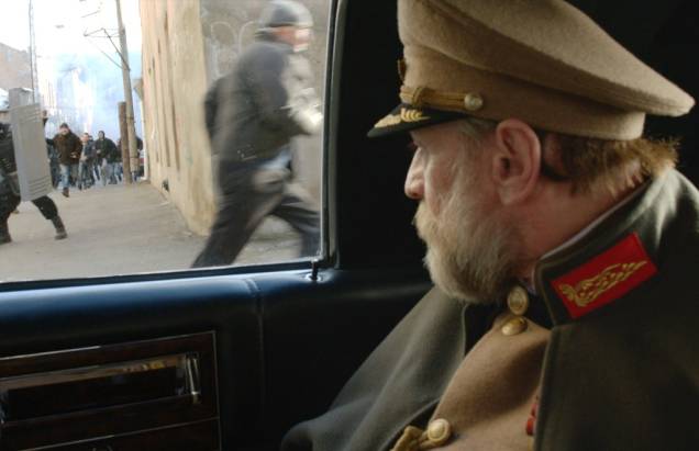 O Presidente: a direção é de Mohsen Makhmalbaf O Presidente: a direção é de Mohsen Makhmalbaf