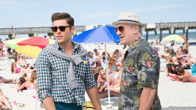 Tirando o Atraso: Zac Efron vive o neto de Robert De Niro, que acabou de ficar viúvo Tirando o Atraso: Zac Efron vive o neto de Robert De Niro, que acabou de ficar viúvo