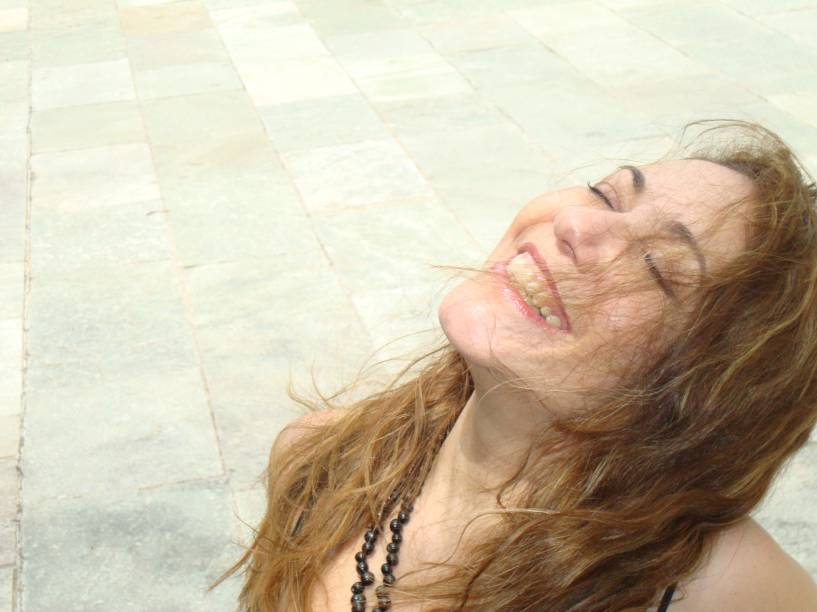 Vânia Bastos