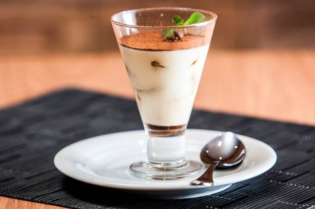 Tiramisu: versão de pavê com queijo mascarpone Tiramisu: versão de pavê com queijo mascarpone