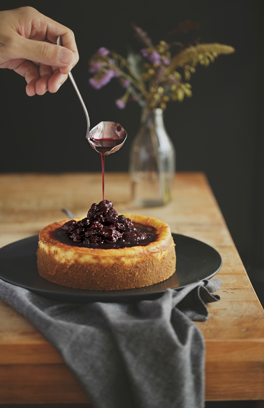 Também nos três tamanhos disponíveis, o cheesecake de frutas vermelhas é um dos sucessos da casa