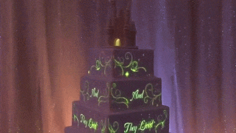 Agora você pode ter o show de luzes da Disney… no seu bolo de casamento; confira uma demonstração