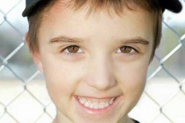 Pais encontram bilhete emocionante de filho que morreu repentinamente