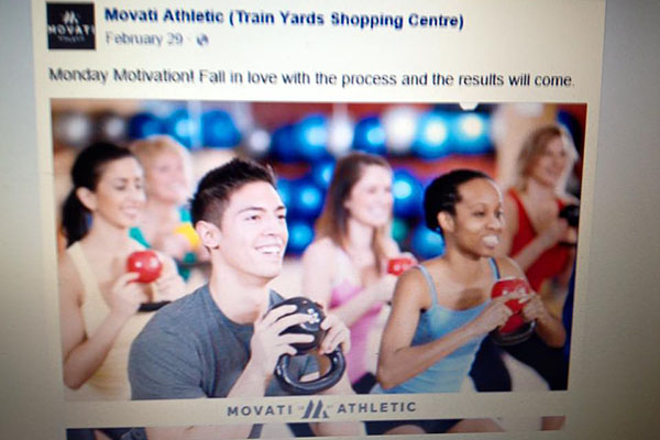 Mulher diz que foi discriminada em academia por causa do tamanho de seus seios