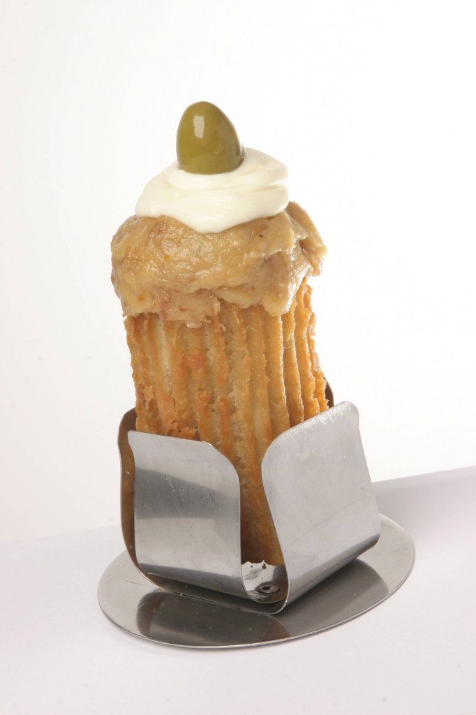 Churros ao estilo brasileiro, com recheio salgado: na A Casa do Churro (Foto: Leo Feltran)