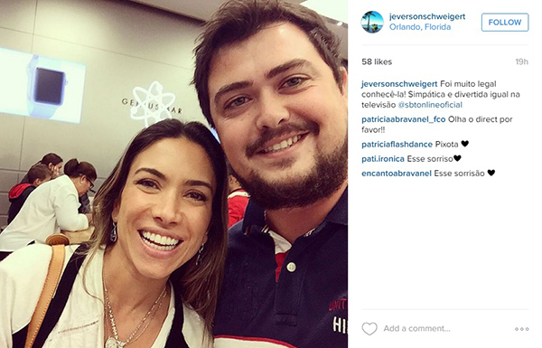 Silvio Santos aparece com visual diferente em foto feita por fã durante passeio em Orlando, na Flórida